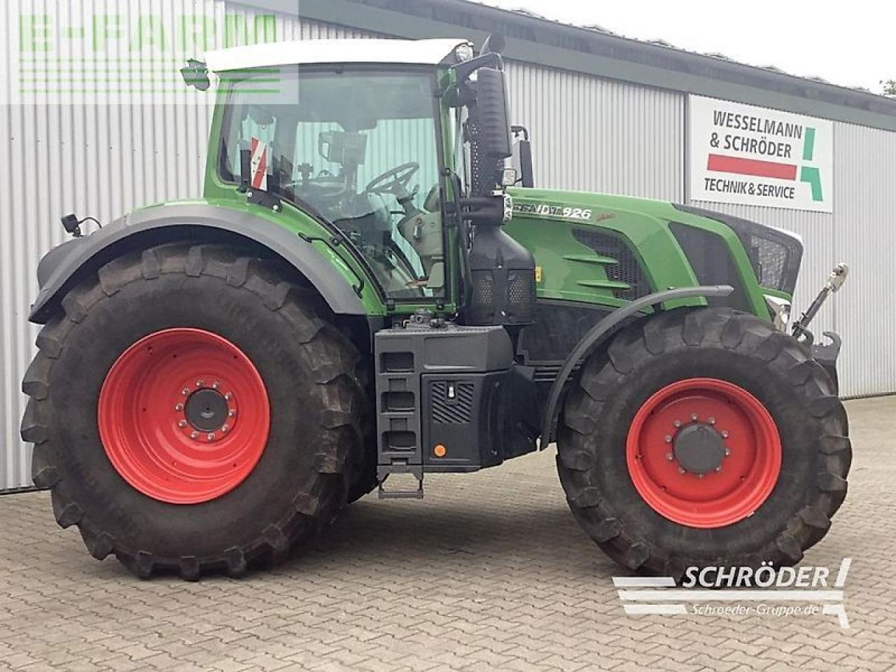 Fendt 826 vario s4 profi plus ProfiPlus - Trator: foto 2 Fendt 826 vario s4 profi plus ProfiPlus - Trator: foto 2