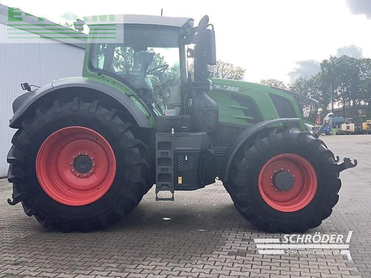 Fendt 828 s4 profi plus - Trator: foto 4 Fendt 828 s4 profi plus - Trator: foto 4
