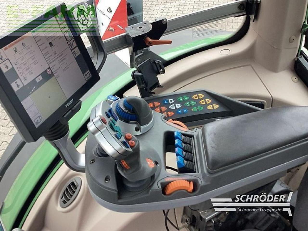 Trator Fendt 828 vario s4 profi plus ProfiPlus: foto 18