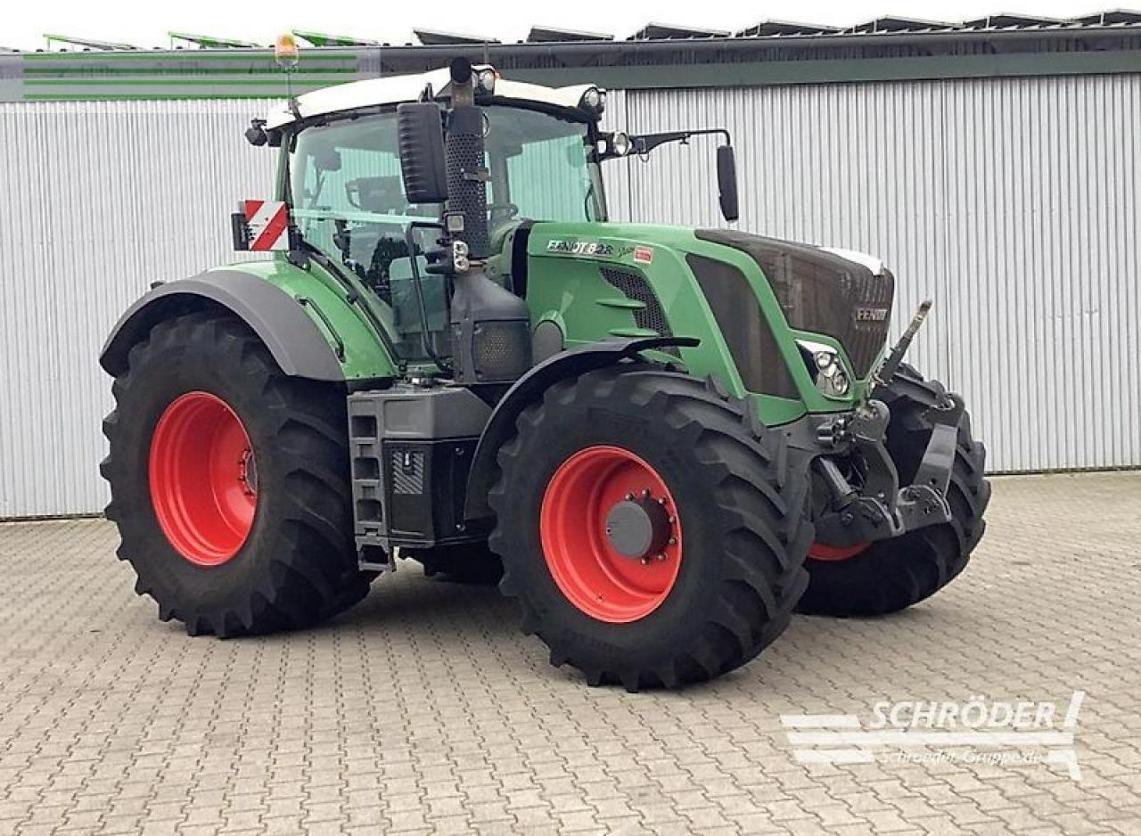 Fendt 828 vario s4 profi plus ProfiPlus - Trator: foto 1 Fendt 828 vario s4 profi plus ProfiPlus - Trator: foto 1
