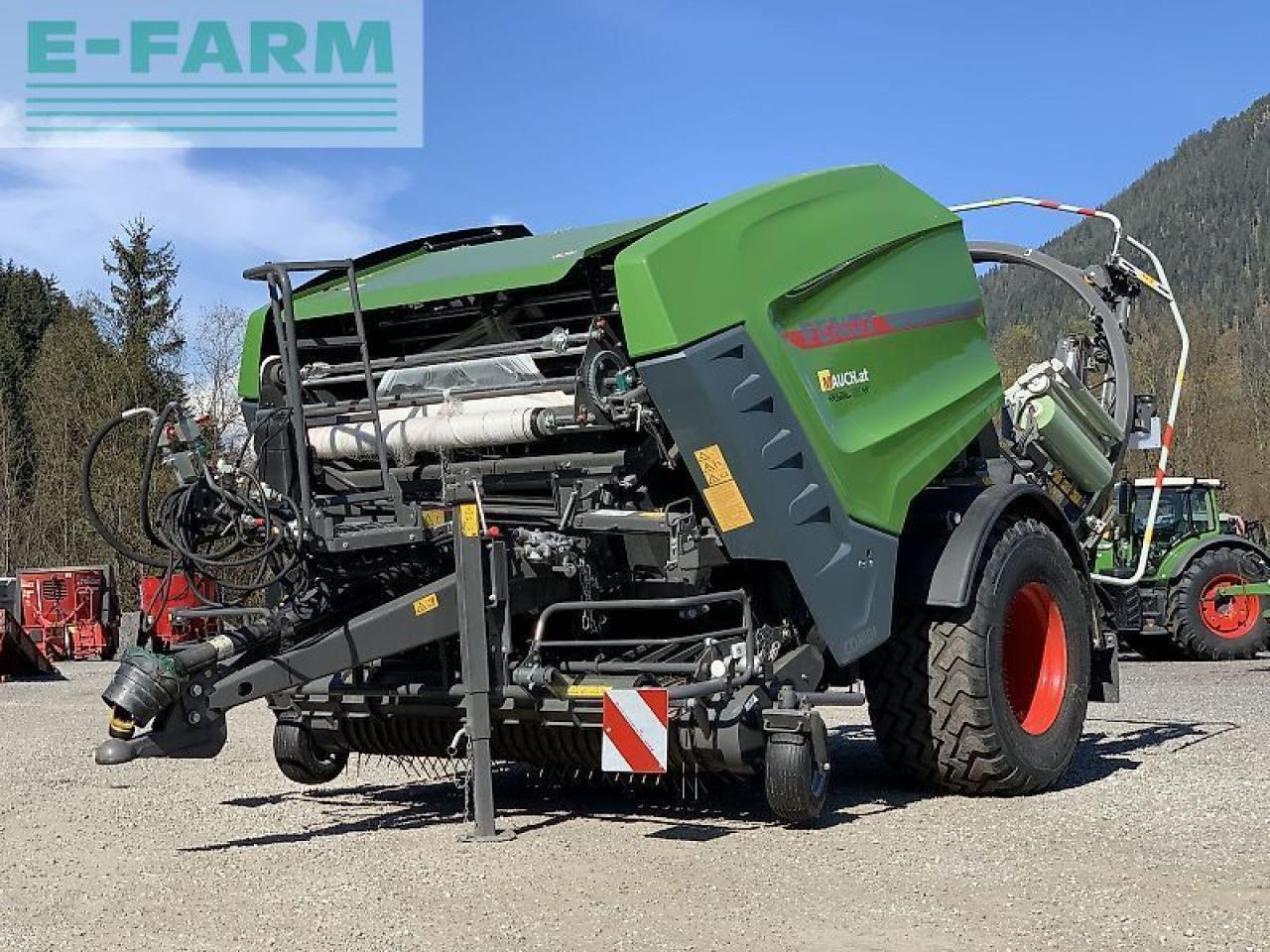 Fendt rundballenpresse rotana 130f combi - Enfardadeira de fardos quadrados: foto 1 Fendt rundballenpresse rotana 130f combi - Enfardadeira de fardos quadrados: foto 1