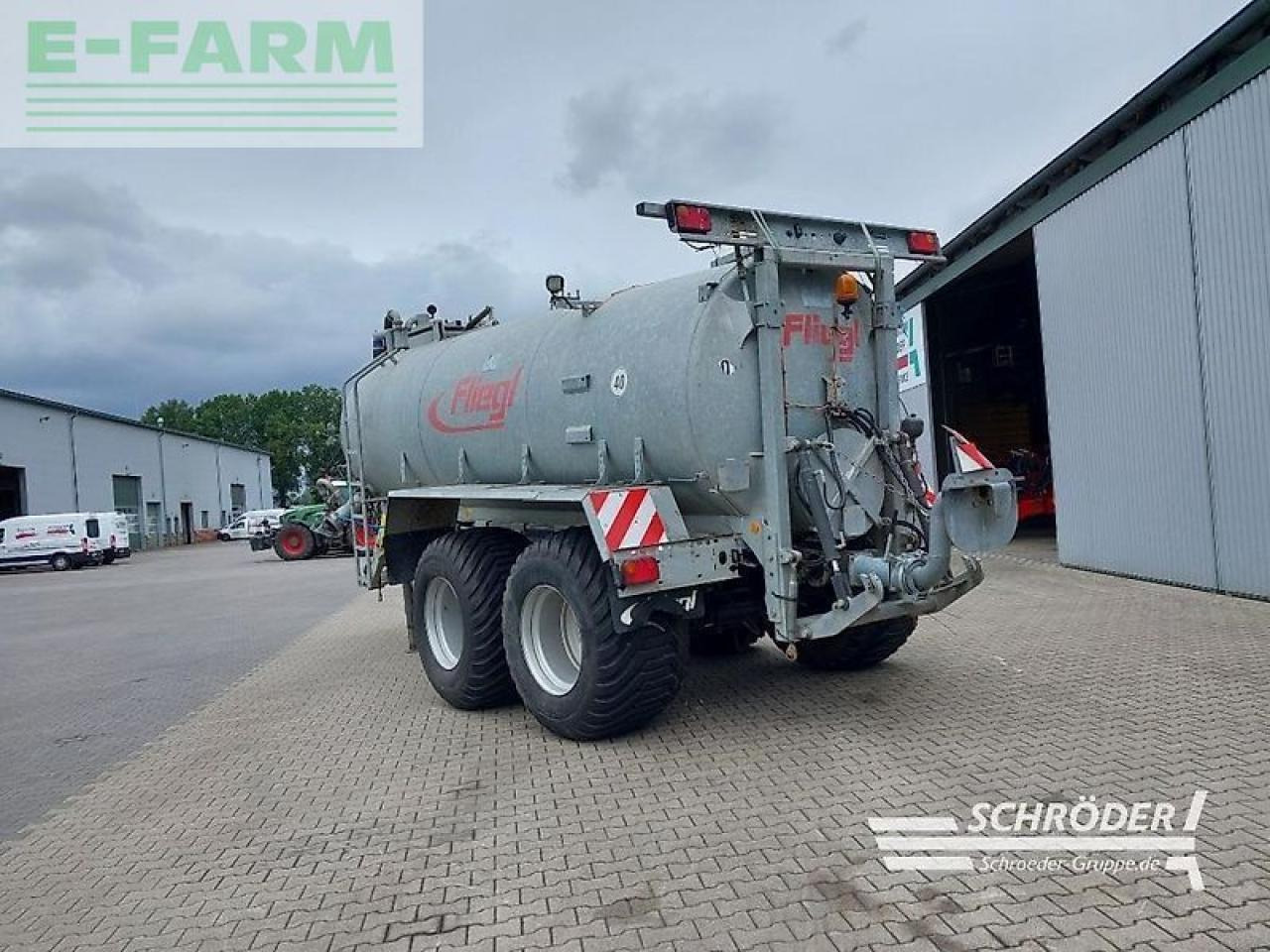 Fliegl 16000 l - Equipamento de fertilização: foto 3 Fliegl 16000 l - Equipamento de fertilização: foto 3