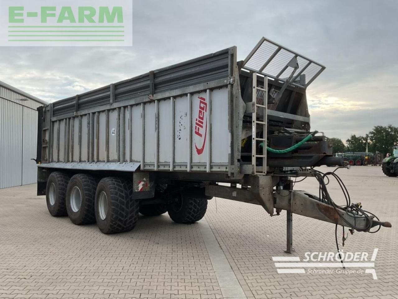 Fliegl asw 288 - Reboque basculante agrícola: foto 2 Fliegl asw 288 - Reboque basculante agrícola: foto 2