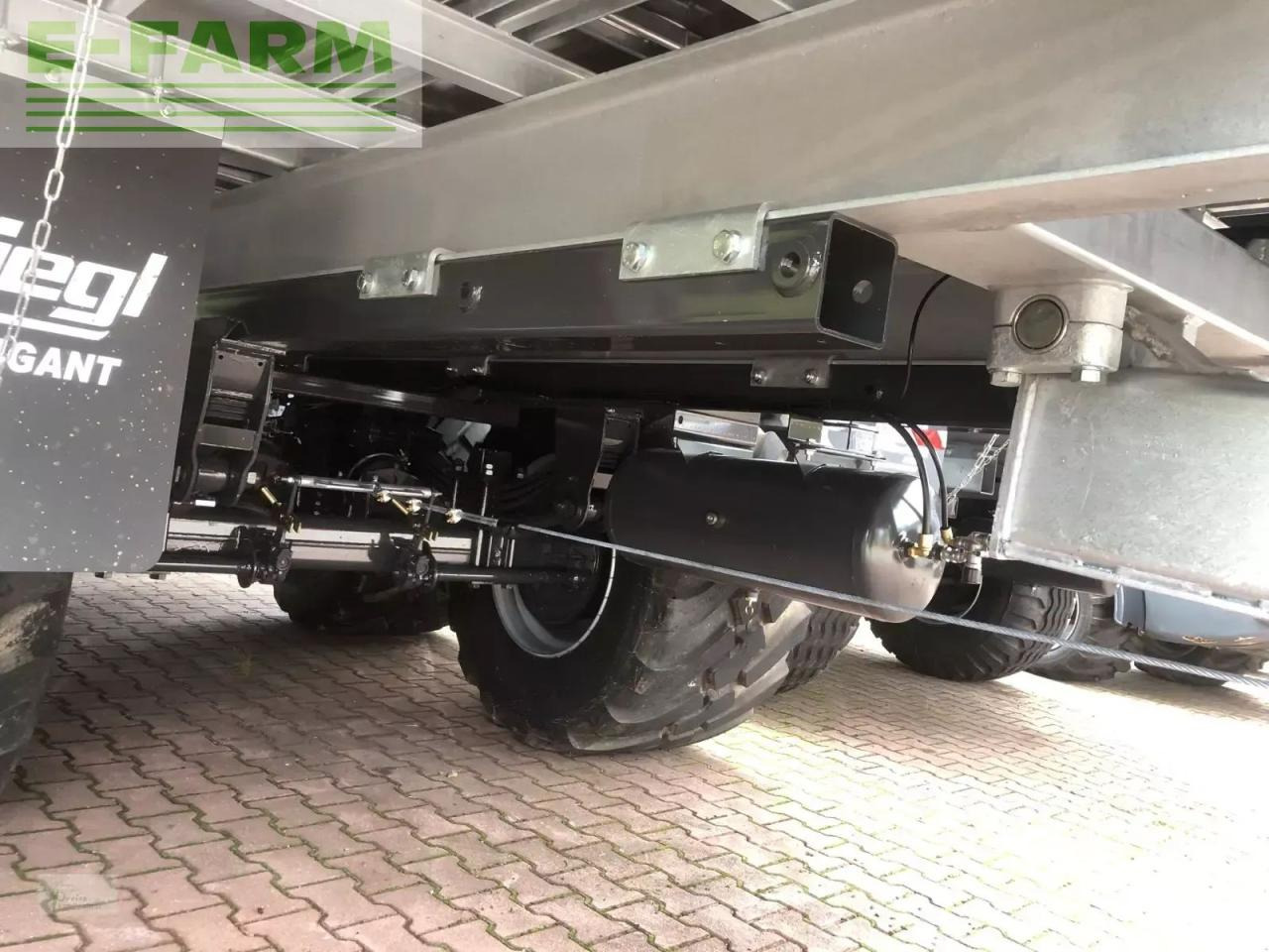 Fliegl gigant asw 281 - Reboque basculante agrícola: foto 4 Fliegl gigant asw 281 - Reboque basculante agrícola: foto 4