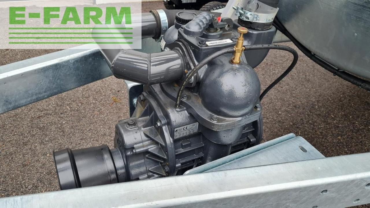 Fliegl güllefass vfw 7500 jumbo line - Cisterna de chorume: foto 5 Fliegl güllefass vfw 7500 jumbo line - Cisterna de chorume: foto 5