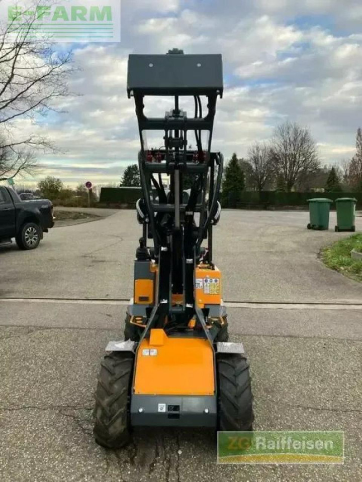 Giant g1200 - Mini escavadeira: foto 2 Giant g1200 - Mini escavadeira: foto 2