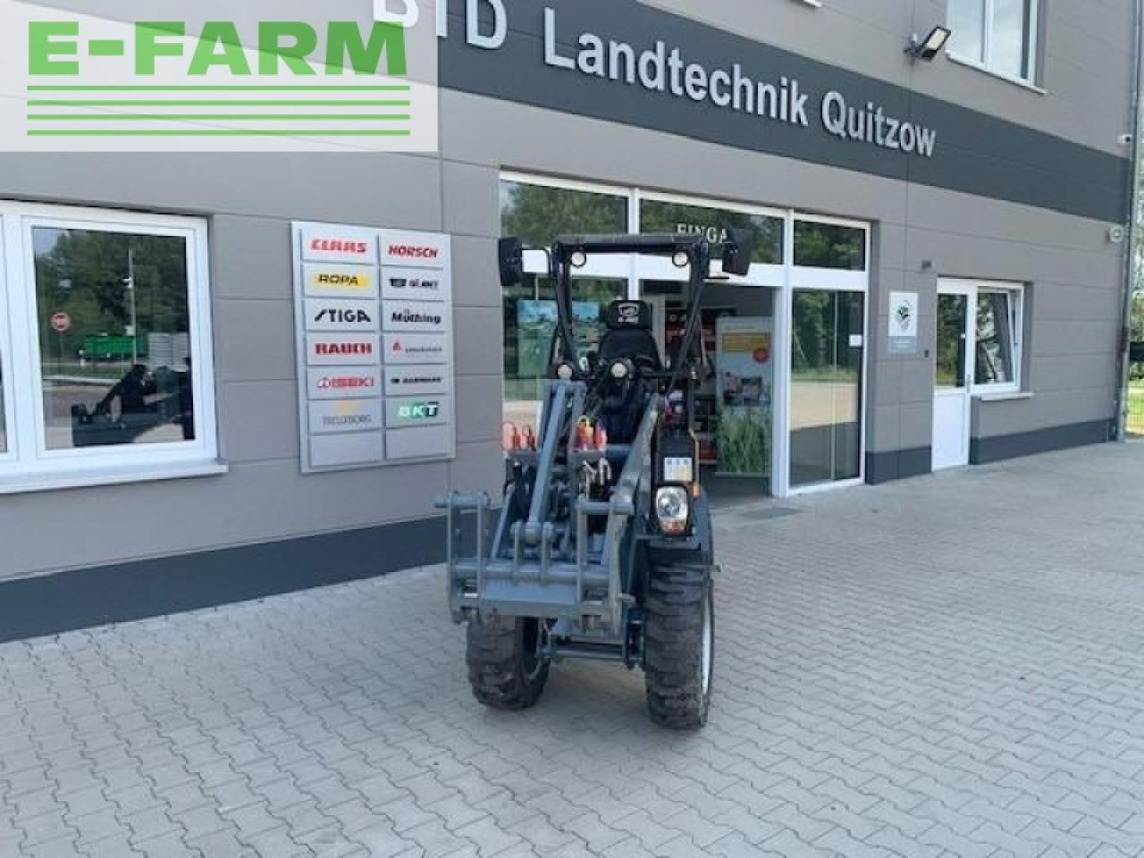 Giant g1500 - Carregadora articulada: foto 1 Giant g1500 - Carregadora articulada: foto 1