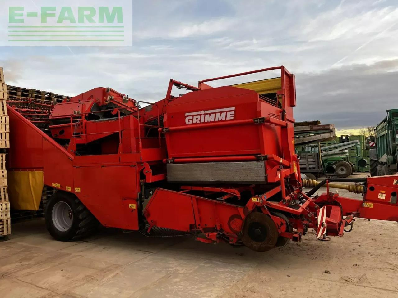 Grimme se 170-60 - Colheitadeira de batatas: foto 1 Grimme se 170-60 - Colheitadeira de batatas: foto 1