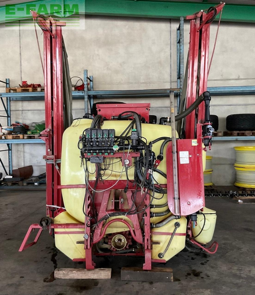 Hardi Master 1200 Twin Stream - Pulverizador de arrastar: foto 3 Hardi Master 1200 Twin Stream - Pulverizador de arrastar: foto 3