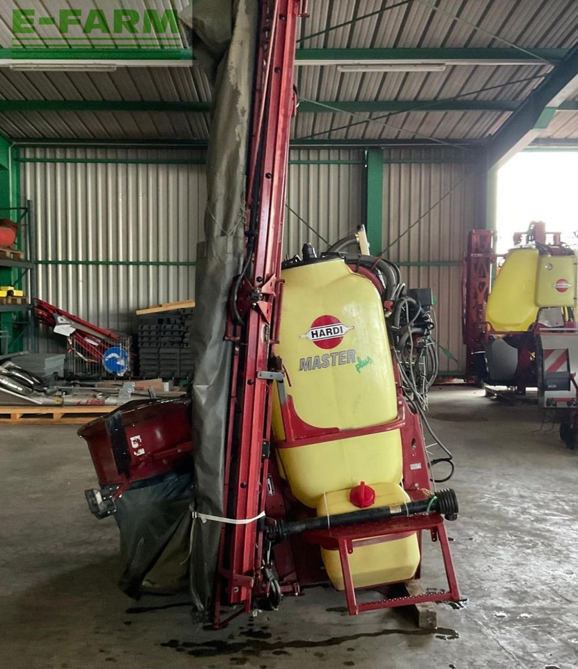 Hardi Master 1200 Twin Stream - Pulverizador de arrastar: foto 5 Hardi Master 1200 Twin Stream - Pulverizador de arrastar: foto 5