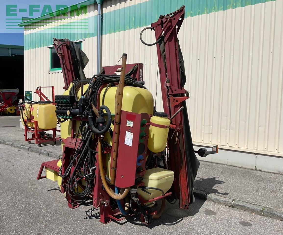 Hardi Master - Pulverizador de arrastar: foto 1 Hardi Master - Pulverizador de arrastar: foto 1