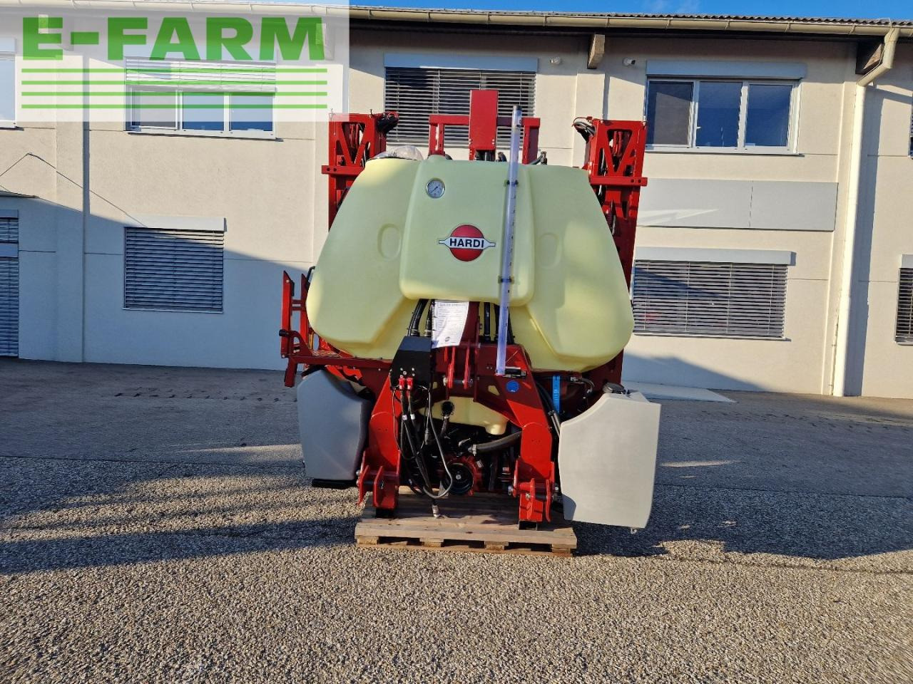 Hardi Mega 12 - Pulverizador montado: foto 2 Hardi Mega 12 - Pulverizador montado: foto 2
