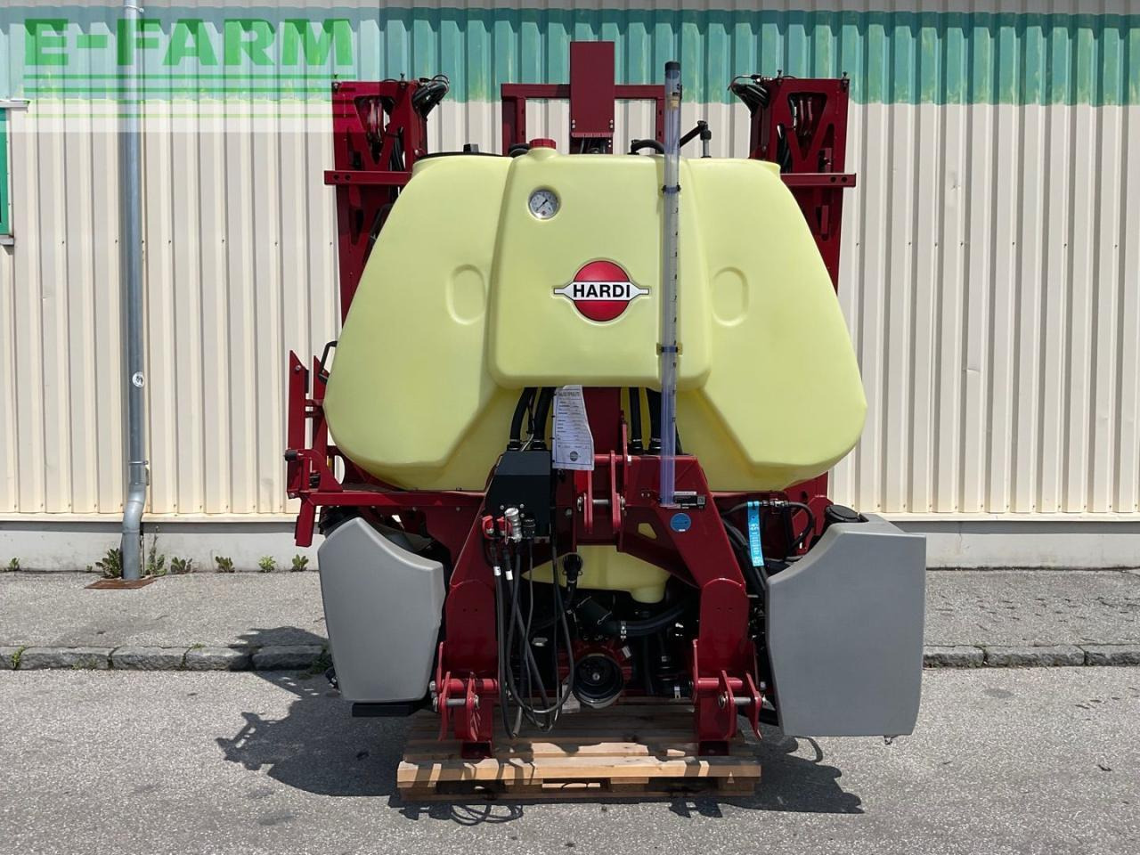 Hardi Mega 1200 - Pulverizador de arrastar: foto 3 Hardi Mega 1200 - Pulverizador de arrastar: foto 3