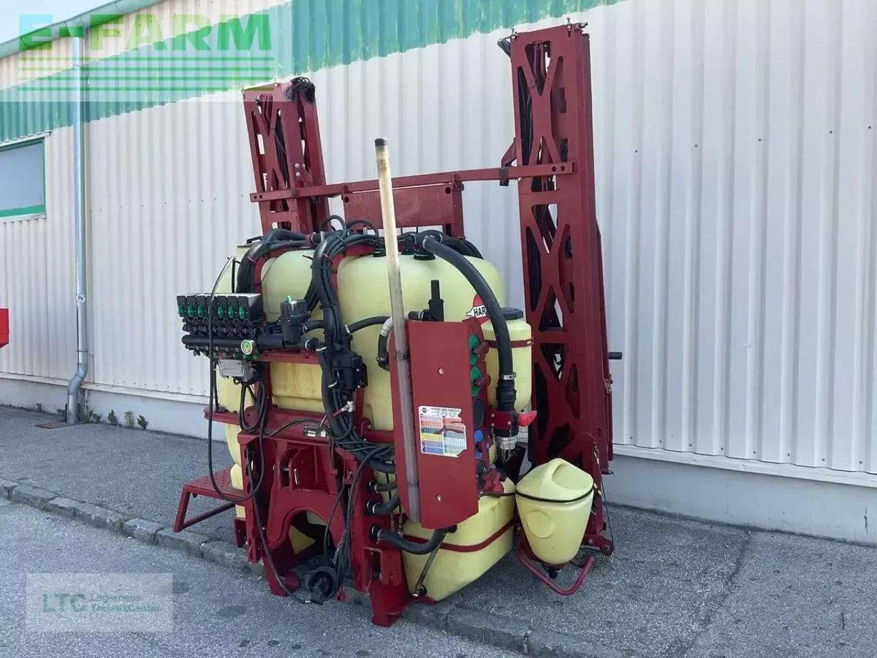 Hardi master plus 1500 - Pulverizador de arrastar: foto 1 Hardi master plus 1500 - Pulverizador de arrastar: foto 1