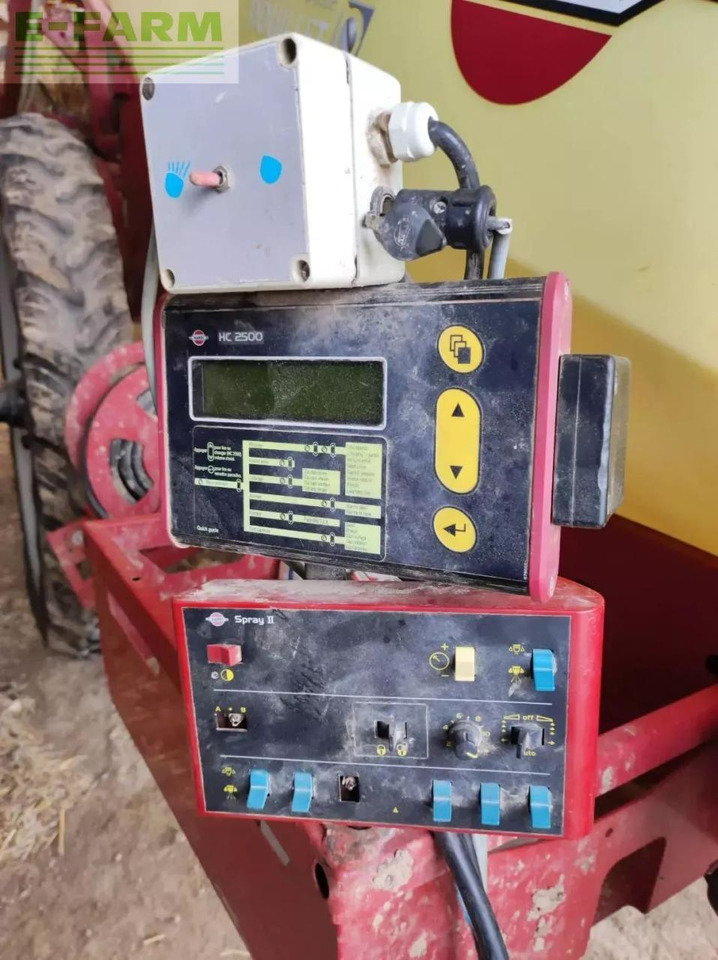 Hardi navigator 3000l - Pulverizador de arrastar: foto 4 Hardi navigator 3000l - Pulverizador de arrastar: foto 4