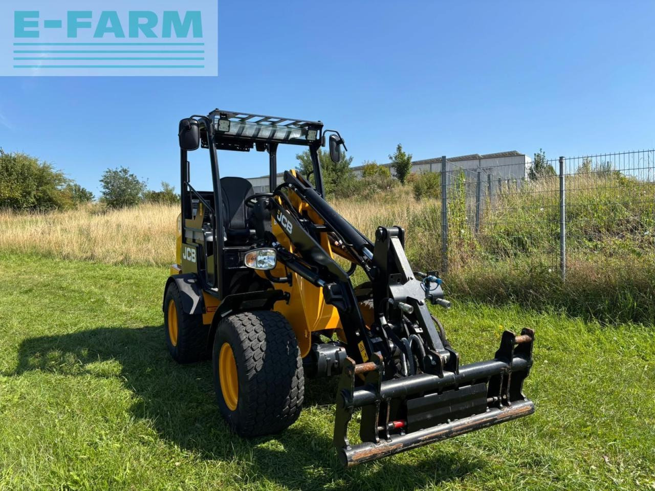 JCB 403 plus mit fahrerschutzdach - Mini escavadeira: foto 4 JCB 403 plus mit fahrerschutzdach - Mini escavadeira: foto 4