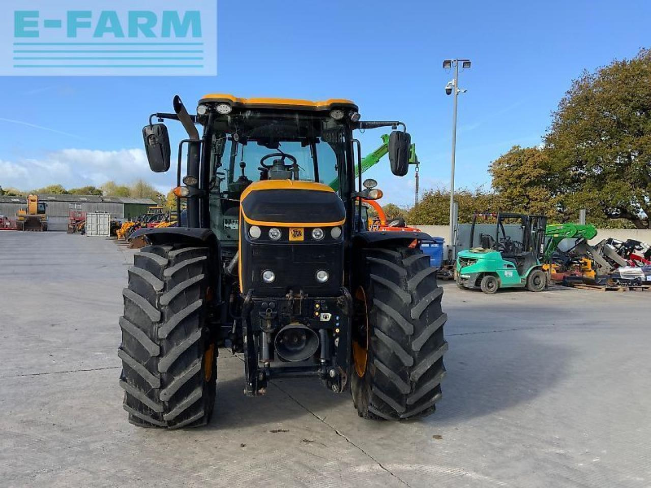 JCB 4220 fastrac tractor (st24436) - Trator: foto 3 JCB 4220 fastrac tractor (st24436) - Trator: foto 3