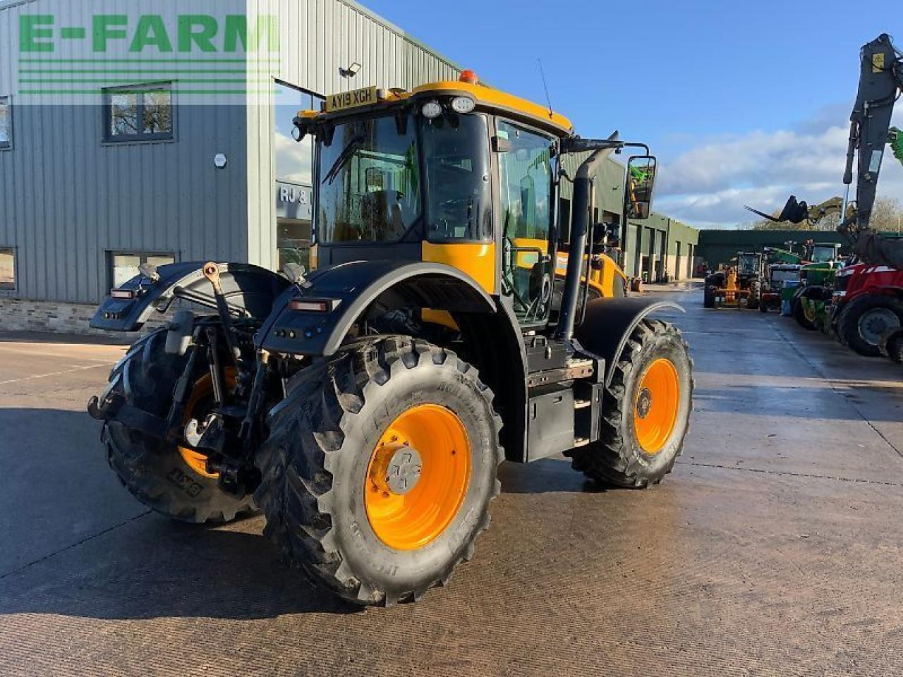 JCB 4220 fastrac tractor (st25127) - Trator: foto 2 JCB 4220 fastrac tractor (st25127) - Trator: foto 2