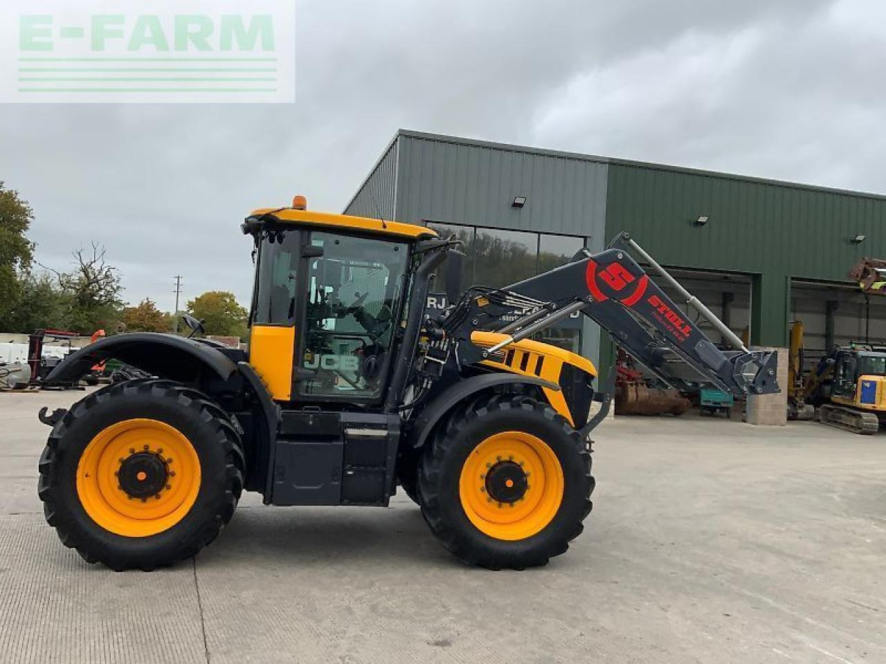 JCB fastrac 4220 tractor (st24631) - Trator: foto 2 JCB fastrac 4220 tractor (st24631) - Trator: foto 2