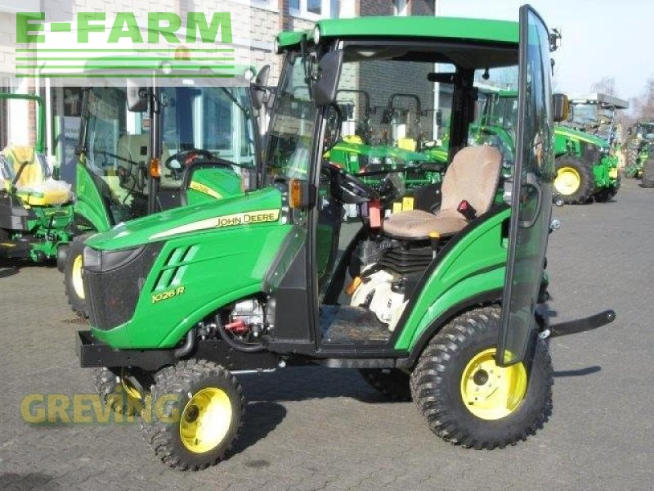 John Deere 1026r kab - Trator: foto 3 John Deere 1026r kab - Trator: foto 3
