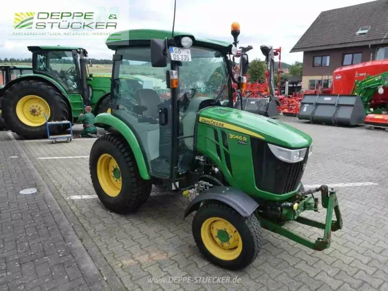 John Deere 3046r - Trator: foto 5 John Deere 3046r - Trator: foto 5