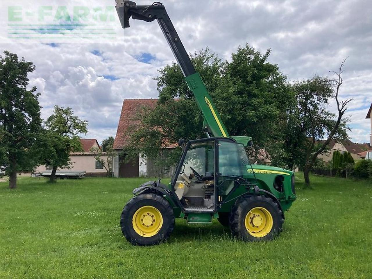 John Deere 3215 euroaufnahme - Empilhador telescópico: foto 1 John Deere 3215 euroaufnahme - Empilhador telescópico: foto 1