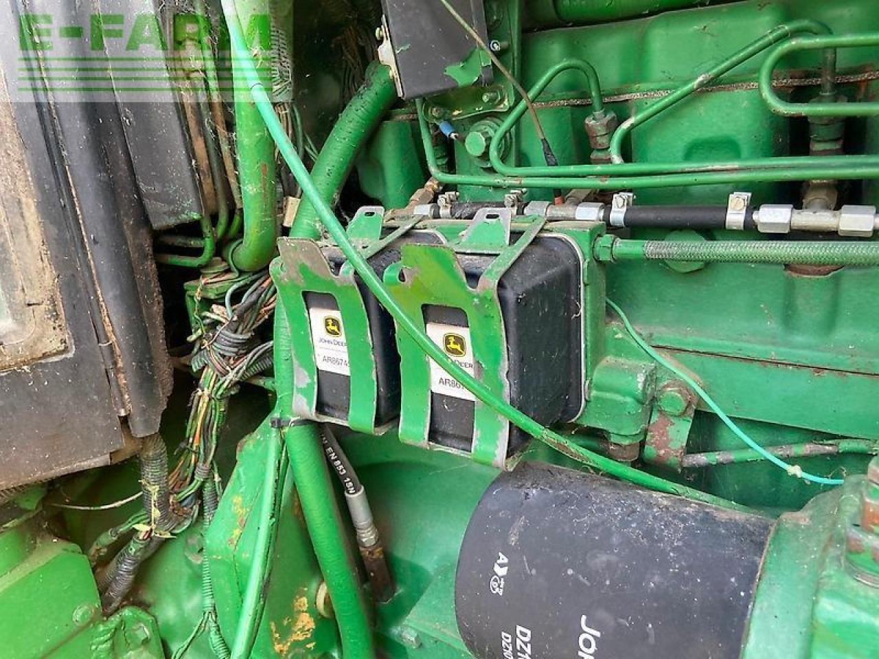Trator John Deere 4650: foto 34