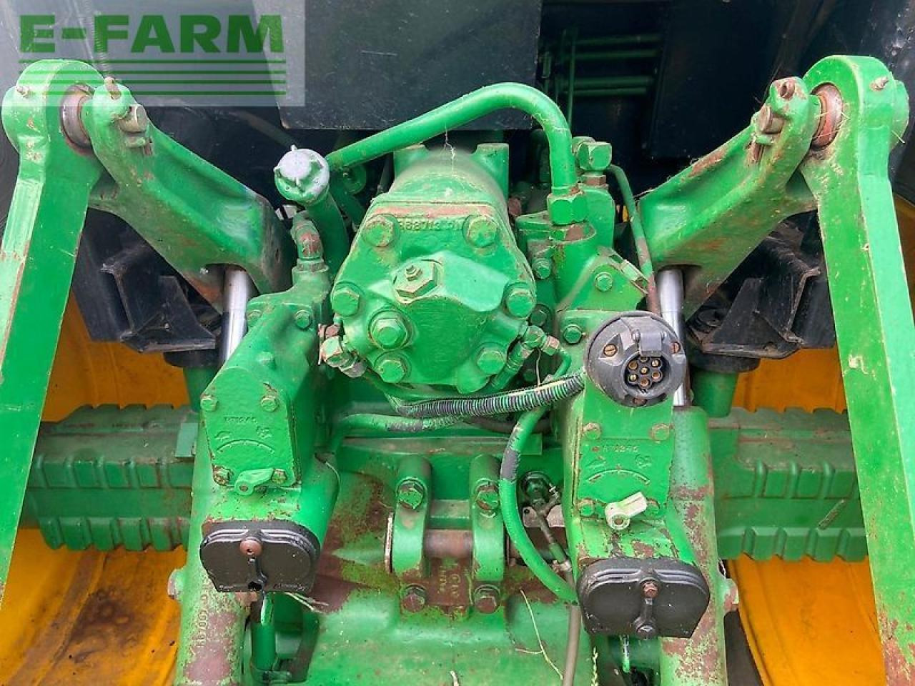 Trator John Deere 4650: foto 27