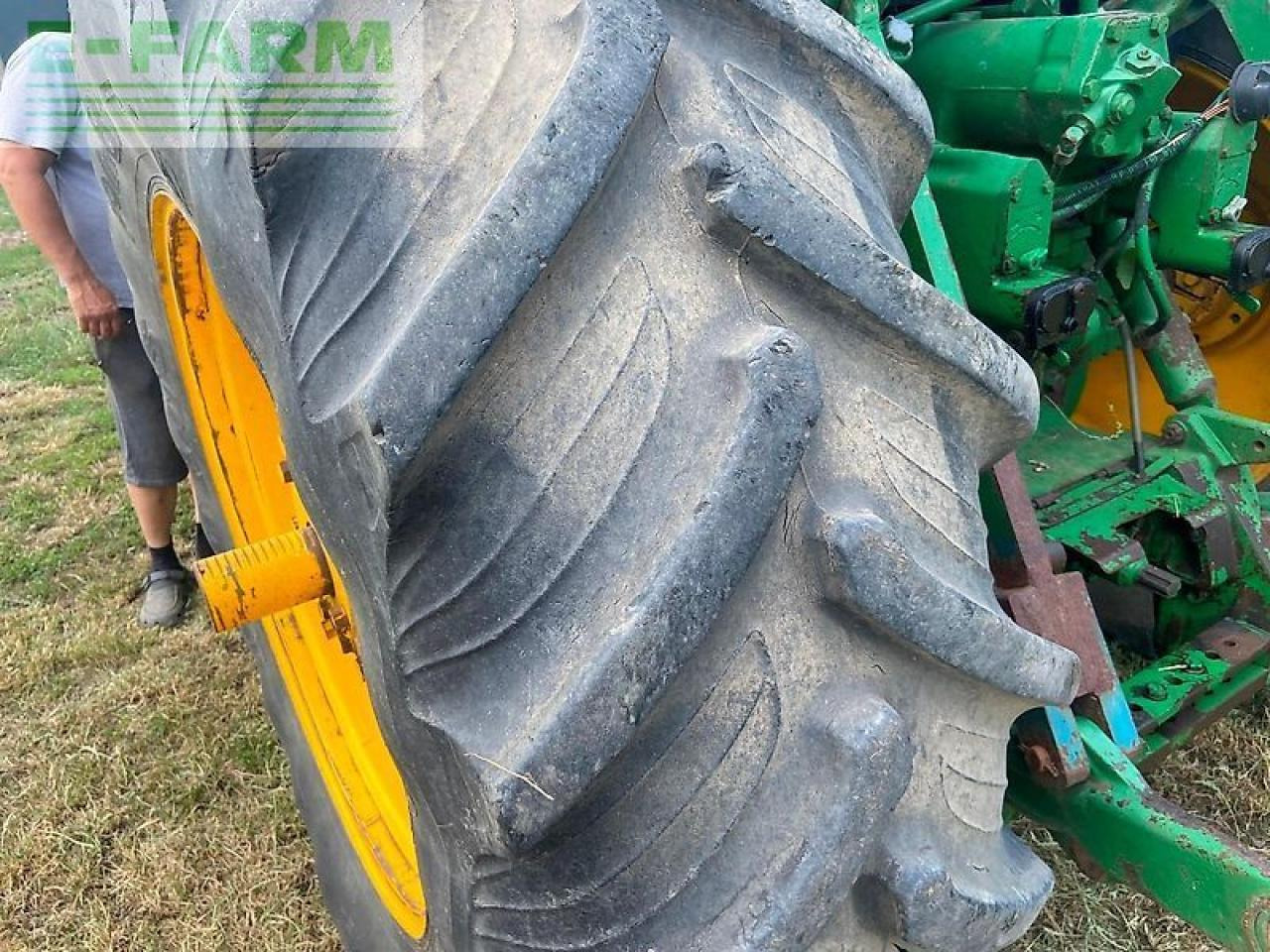 Trator John Deere 4650: foto 23