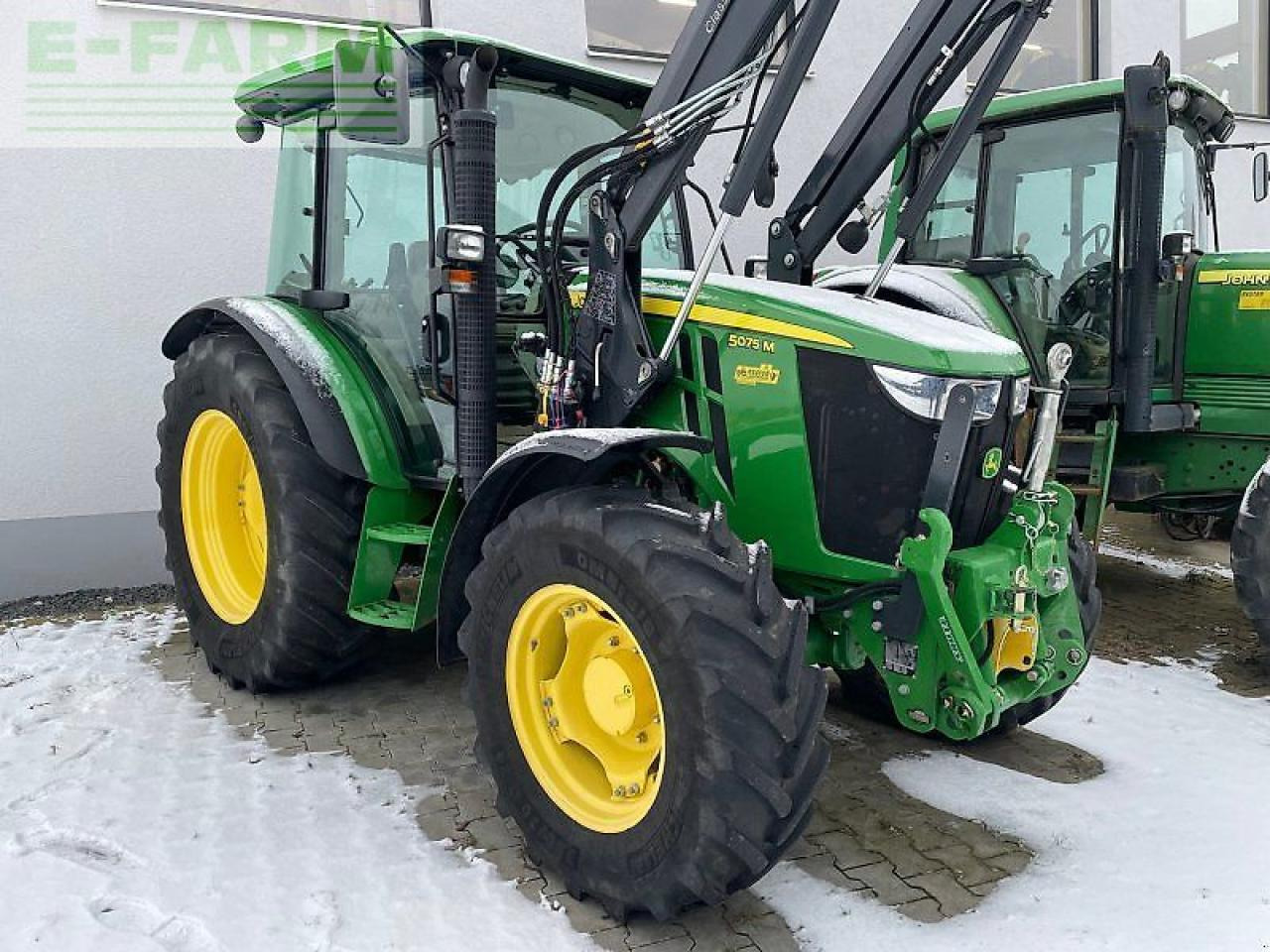 John Deere 5075 m - Trator: foto 2 John Deere 5075 m - Trator: foto 2