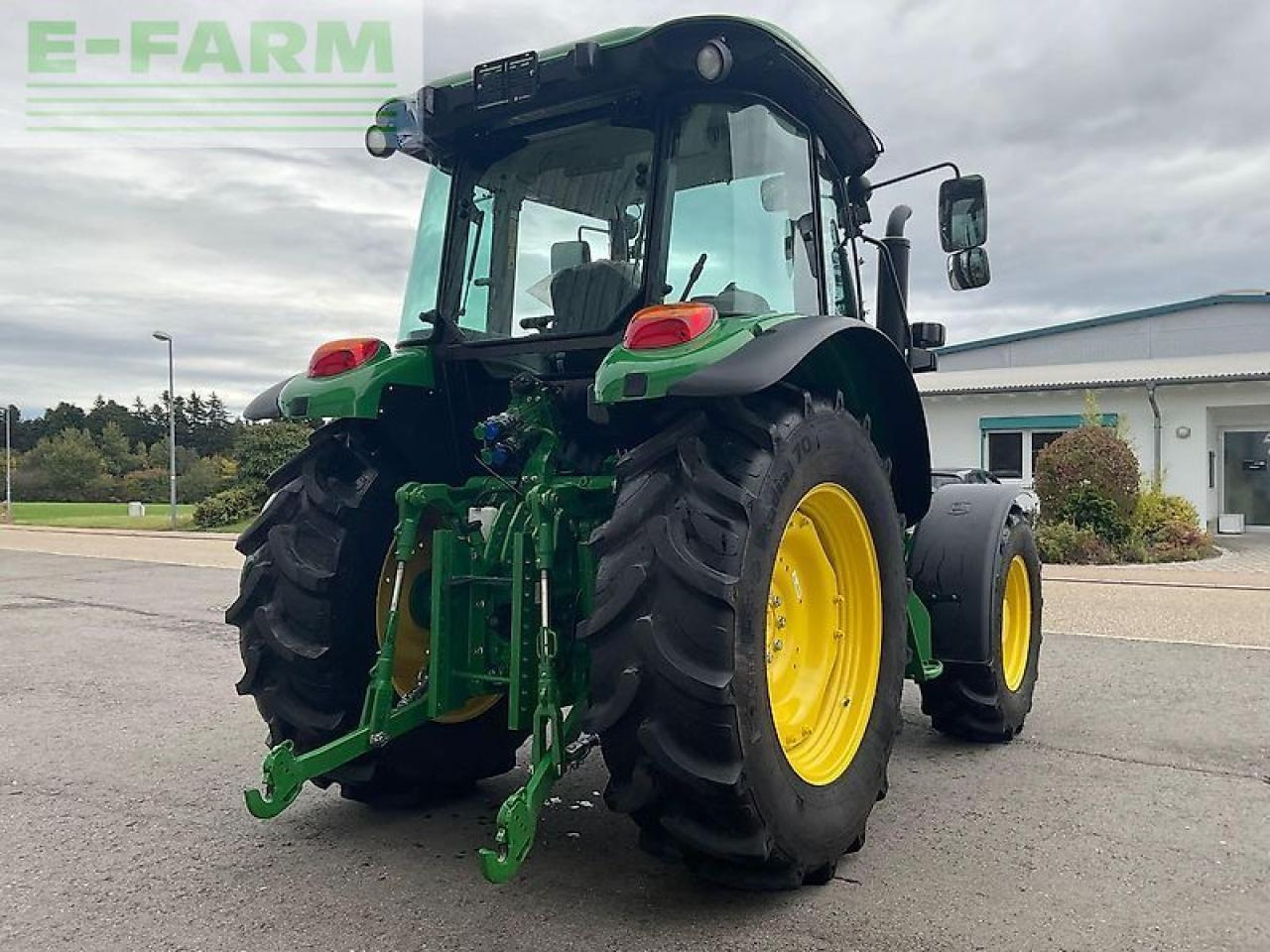 John Deere 5075 m - Trator: foto 3 John Deere 5075 m - Trator: foto 3