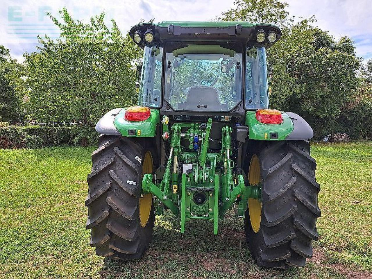 John Deere 5100m - Trator: foto 4 John Deere 5100m - Trator: foto 4