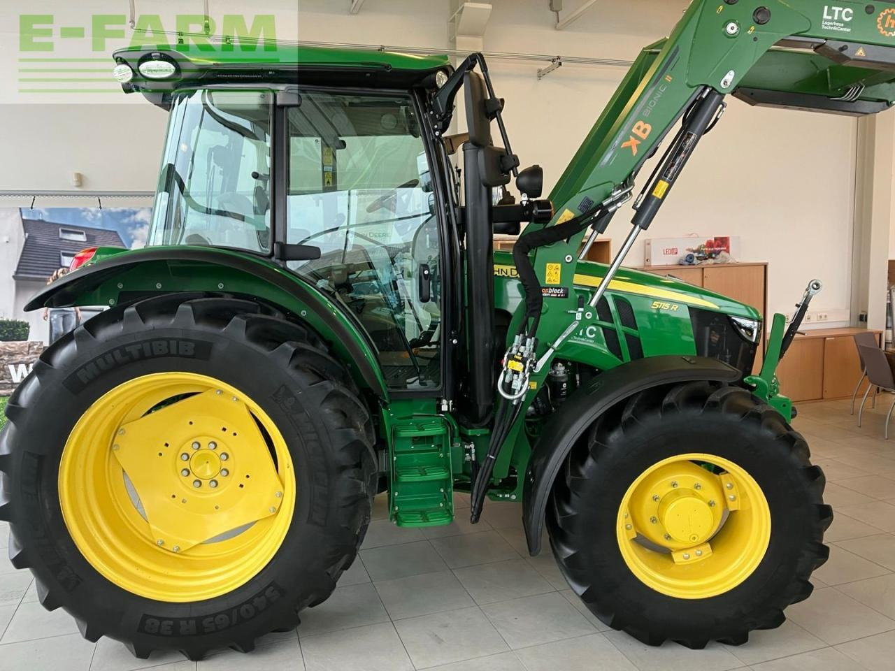 John Deere 5115R - Trator: foto 5 John Deere 5115R - Trator: foto 5