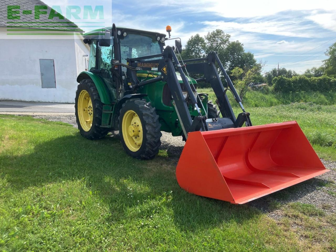 John Deere 5820 - Trator: foto 4 John Deere 5820 - Trator: foto 4