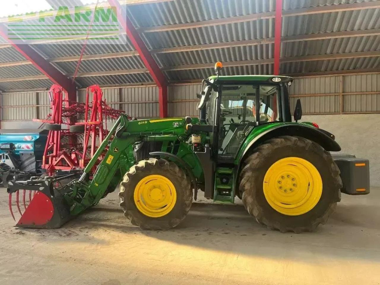 John Deere 6120 m - Trator: foto 2 John Deere 6120 m - Trator: foto 2