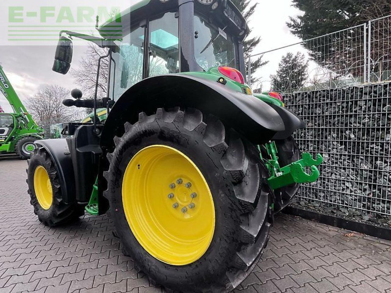John Deere 6120m - Trator: foto 4 John Deere 6120m - Trator: foto 4