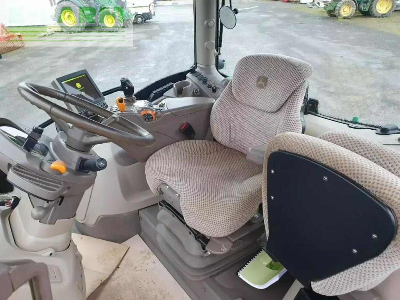 Trator John Deere 6130r: foto 7