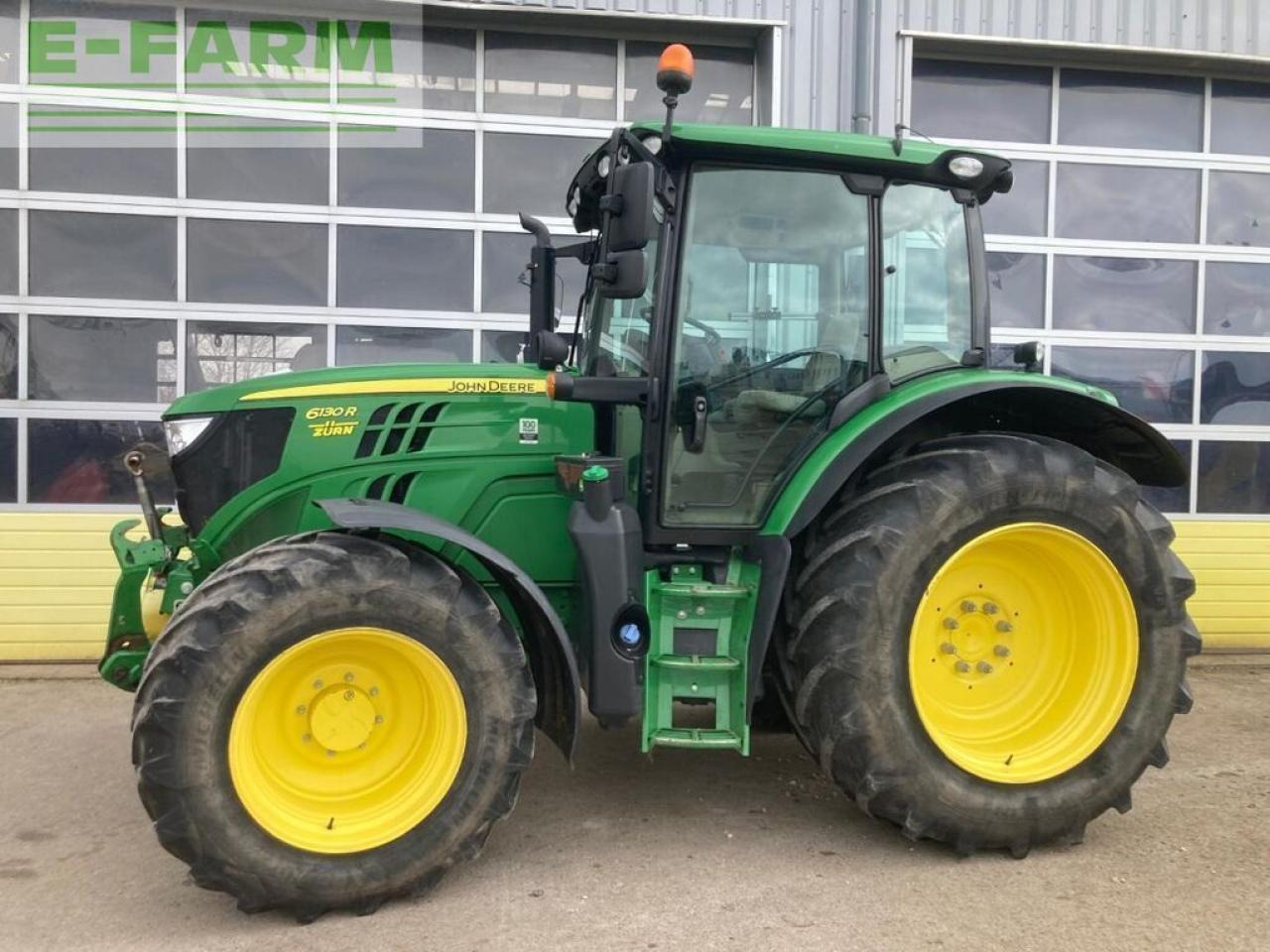 John Deere 6130r - Trator: foto 3 John Deere 6130r - Trator: foto 3