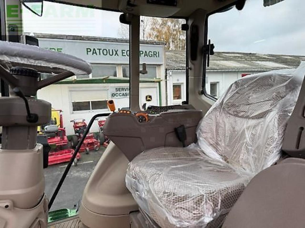 Trator John Deere 6155m: foto 7