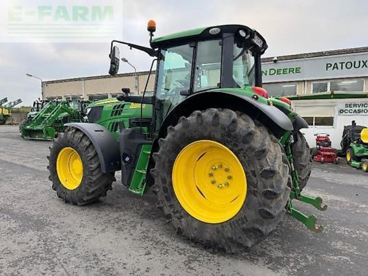 Trator John Deere 6155m: foto 6