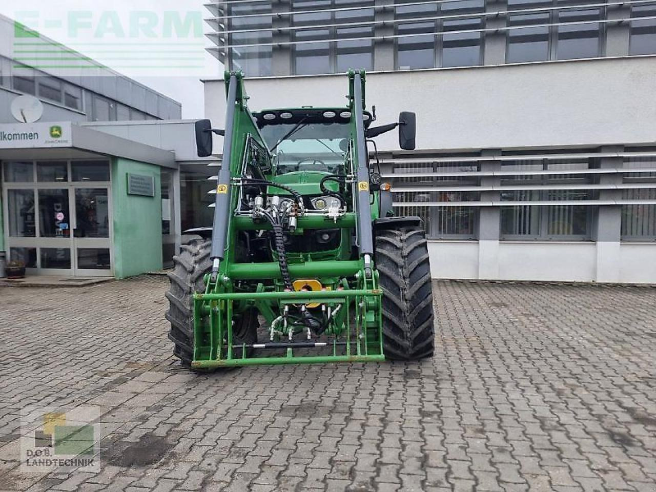 John Deere 6155r - Trator: foto 2 John Deere 6155r - Trator: foto 2