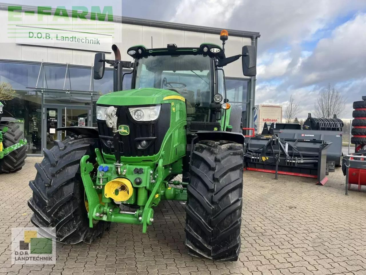 John Deere 6155r - Trator: foto 3 John Deere 6155r - Trator: foto 3