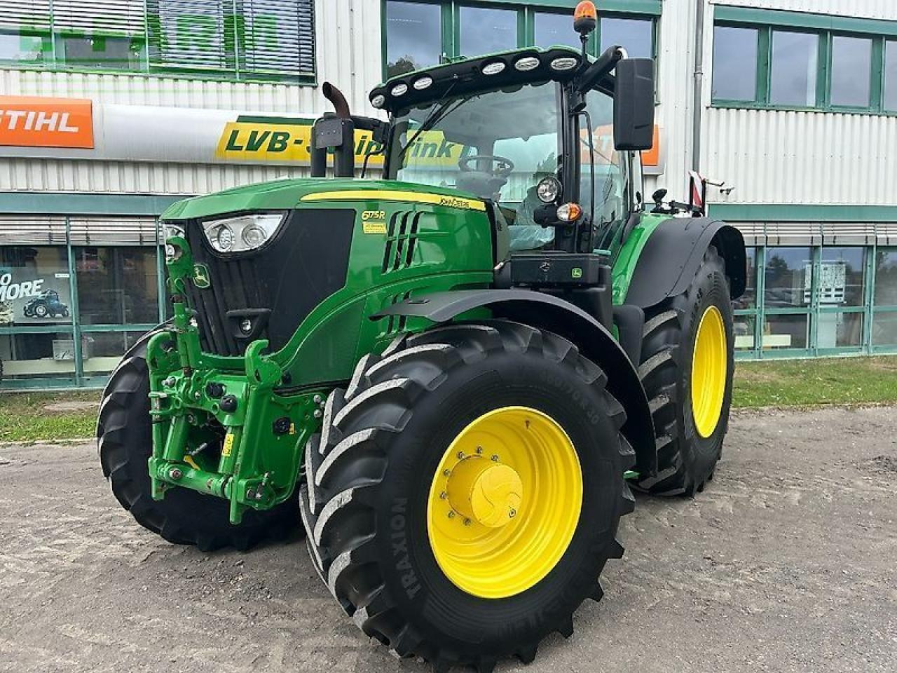 John Deere 6175r - Trator: foto 1 John Deere 6175r - Trator: foto 1