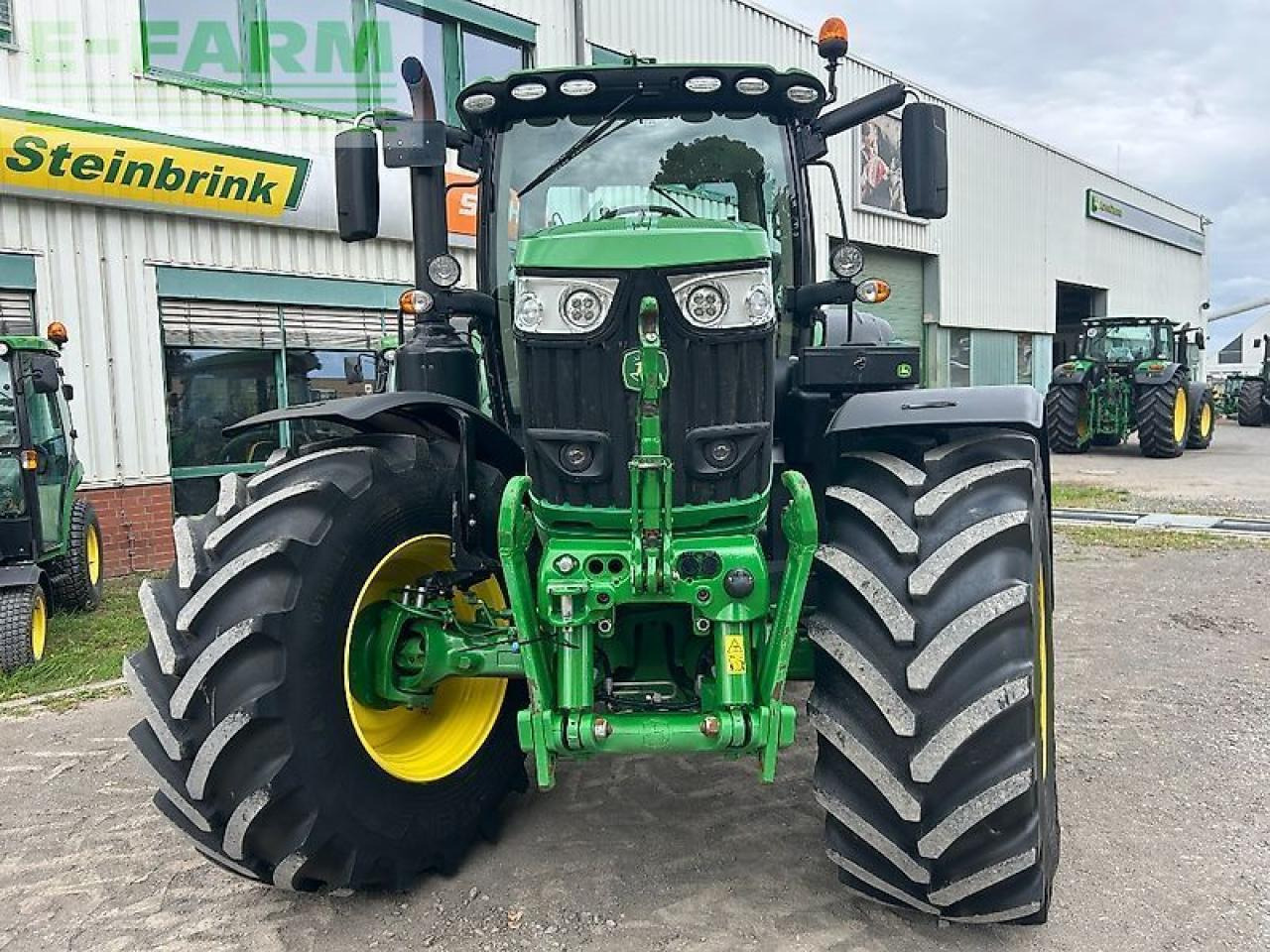 John Deere 6175r - Trator: foto 2 John Deere 6175r - Trator: foto 2