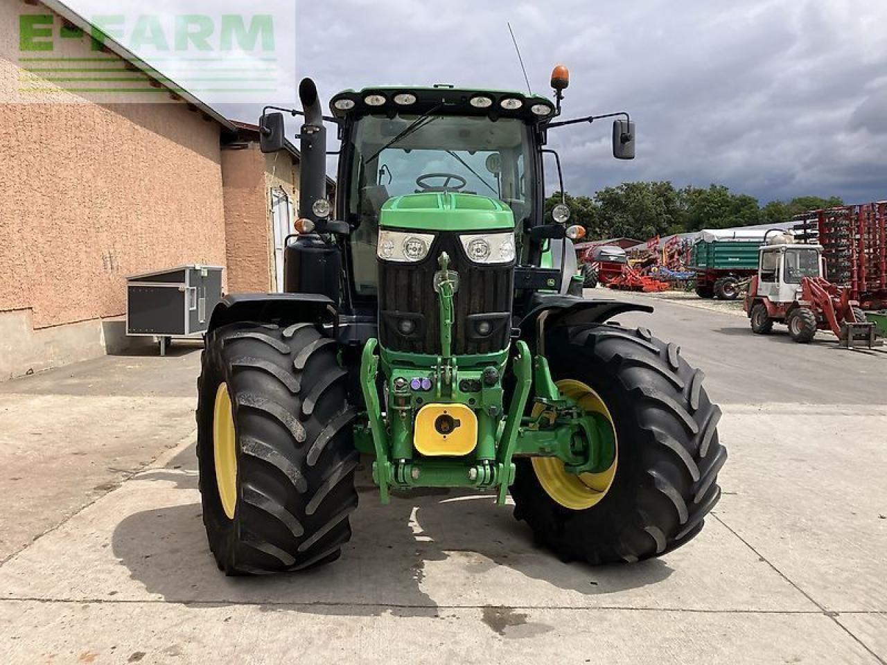 John Deere 6175r *direct drive* - Trator: foto 4 John Deere 6175r *direct drive* - Trator: foto 4