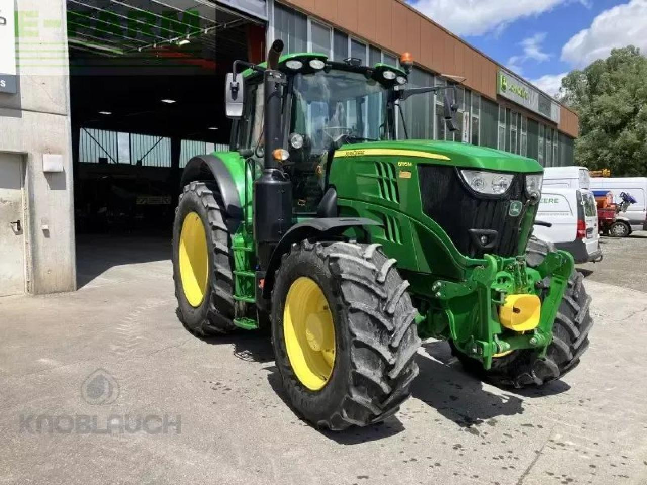 John Deere 6195m - Trator: foto 1 John Deere 6195m - Trator: foto 1