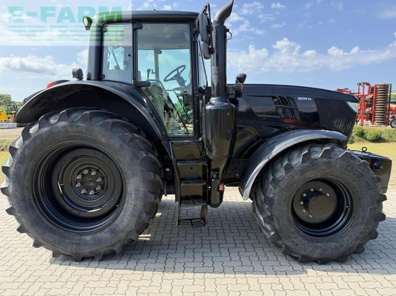 Trator John Deere 6195m black: foto 8