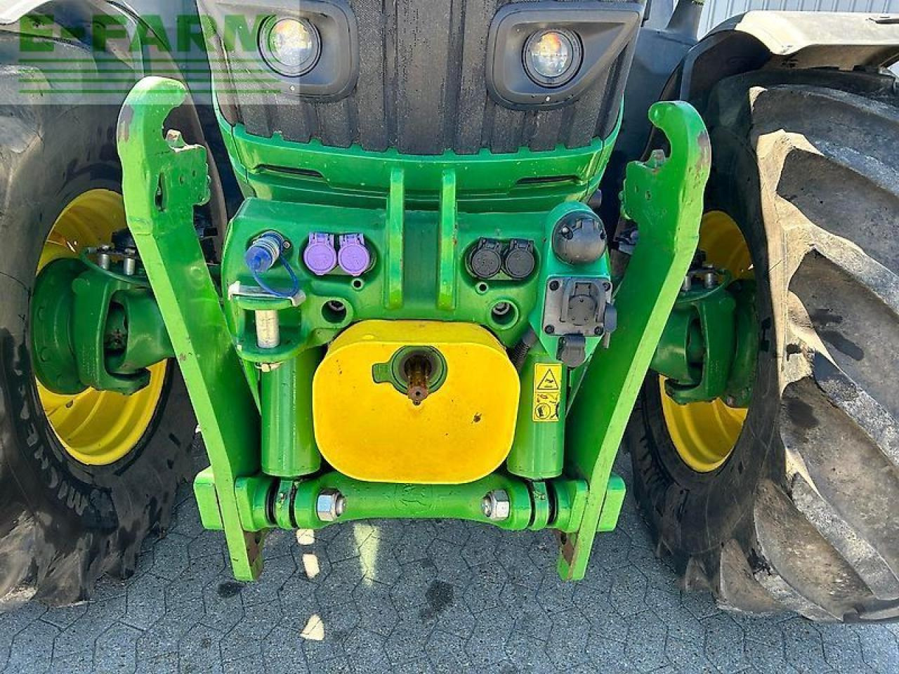 John Deere 6215r - Trator: foto 5 John Deere 6215r - Trator: foto 5