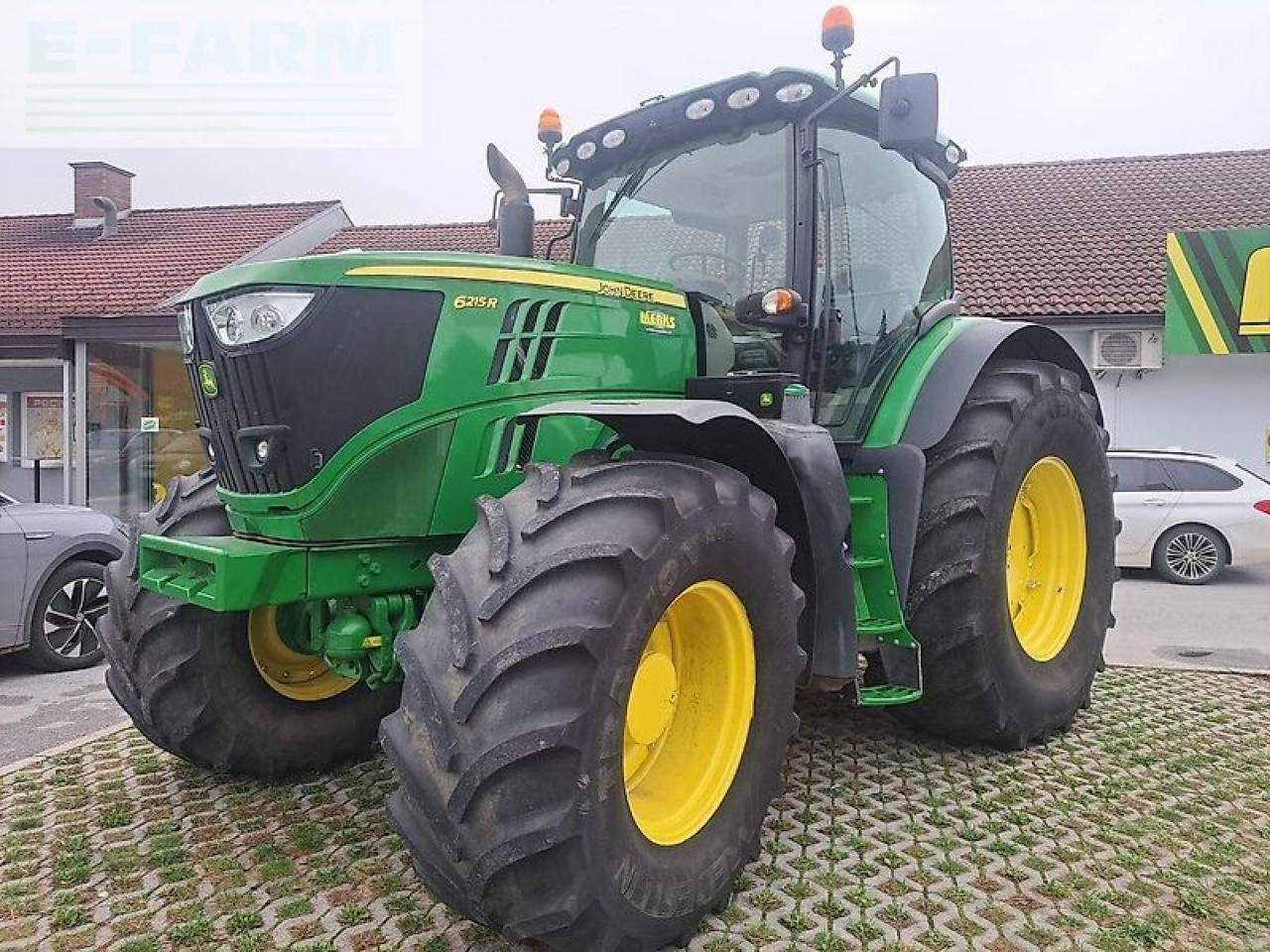 John Deere 6215r - Trator: foto 1 John Deere 6215r - Trator: foto 1