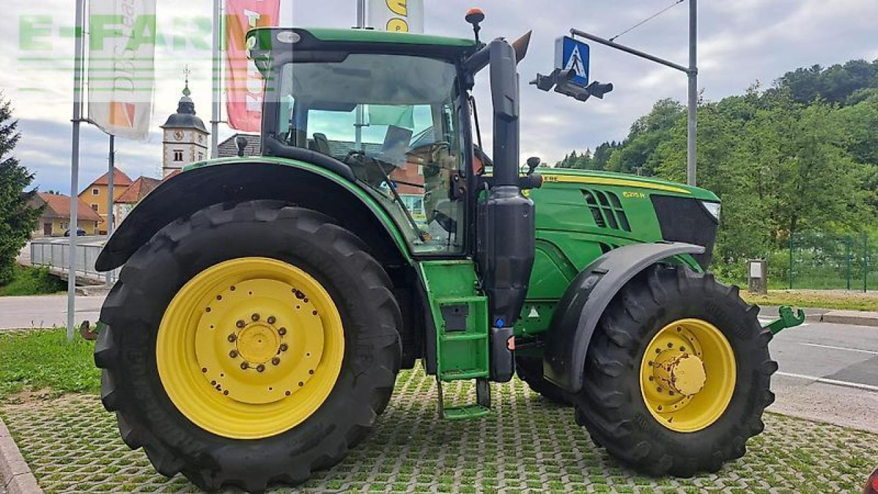 John Deere 6215r - Trator: foto 4 John Deere 6215r - Trator: foto 4
